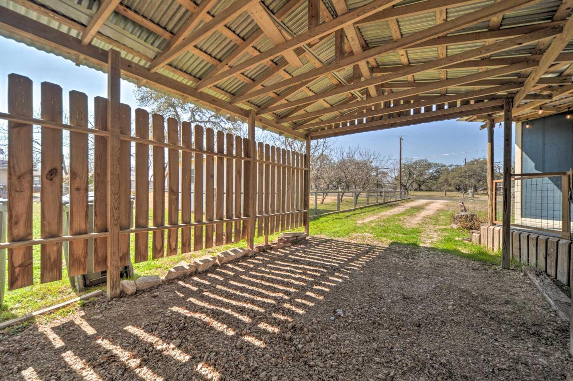 Fredricksburg Vacation Rental At The Loft! Fredericksburg Exterior photo