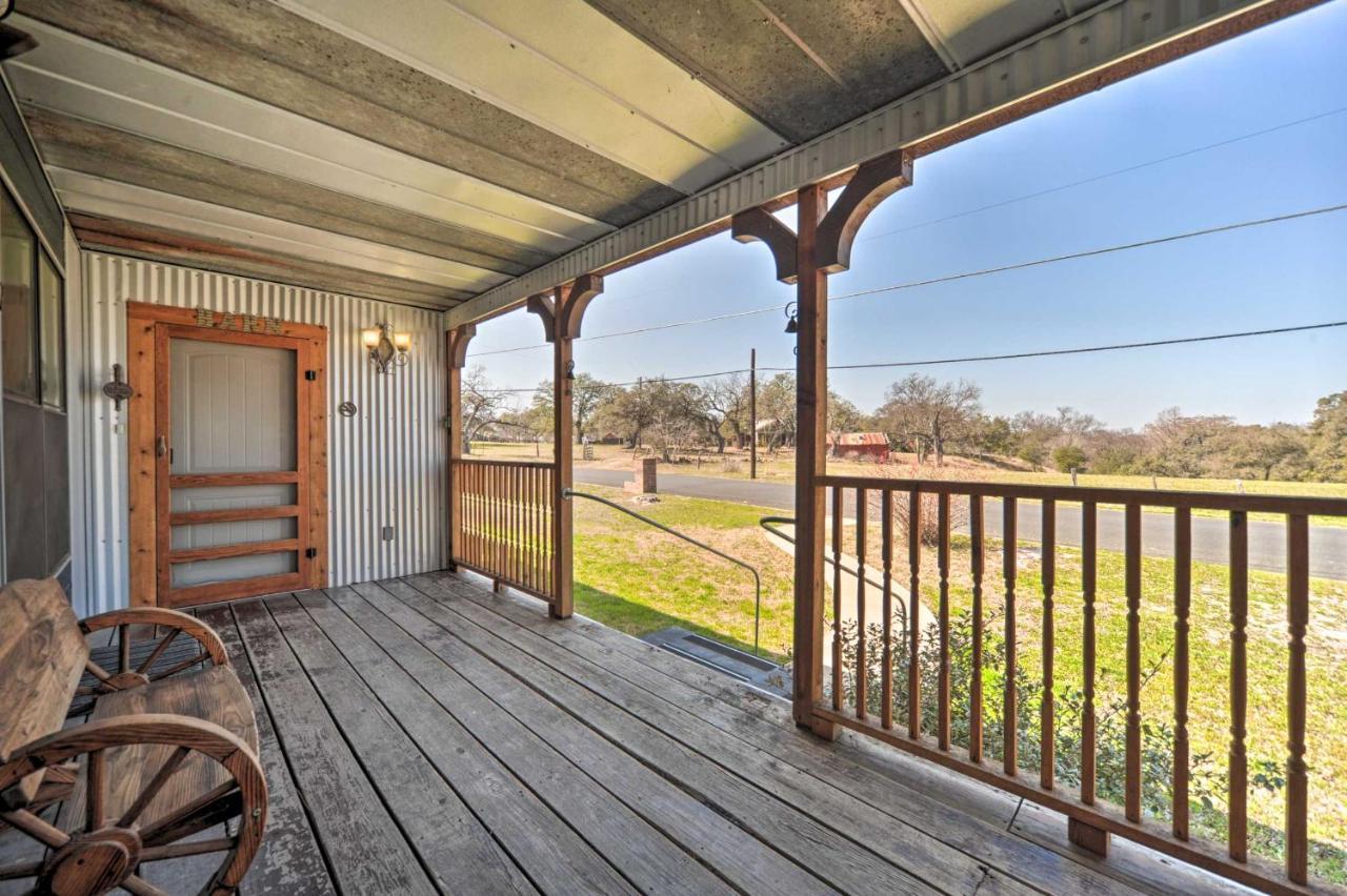 Fredricksburg Vacation Rental At The Loft! Fredericksburg Exterior photo