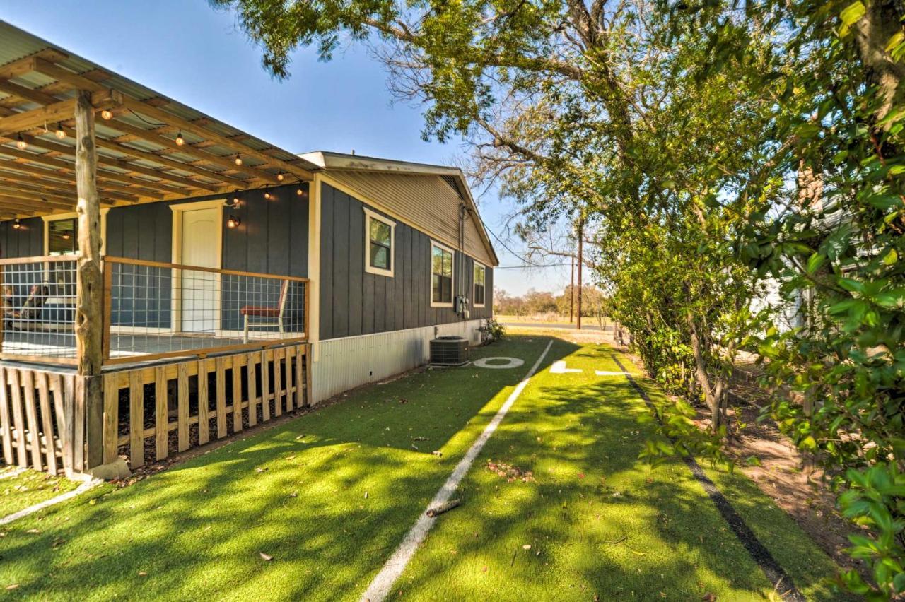 Fredricksburg Vacation Rental At The Loft! Fredericksburg Exterior photo